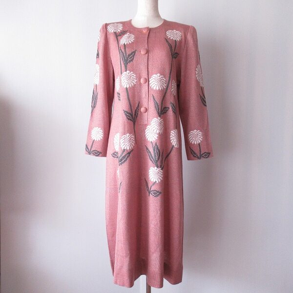 ピンクとお花のコラボレーション｜斉藤都世子のワンピースを買取しました