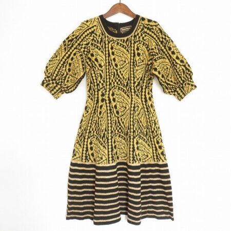 蝶の柄でシャープで身近な印象に 斉藤都世子のワンピースを買取しました