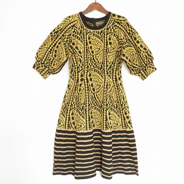 蝶の柄でシャープで身近な印象に 斉藤都世子のワンピースを買取しました