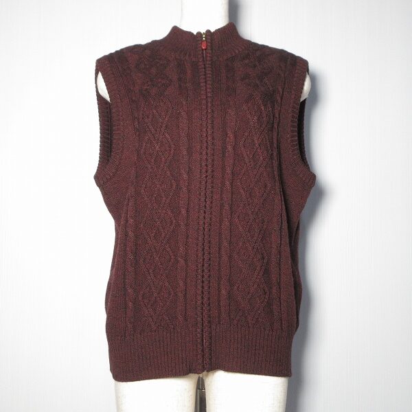 レリアンのべストを宅配買取ご利用のお客様より買取しました