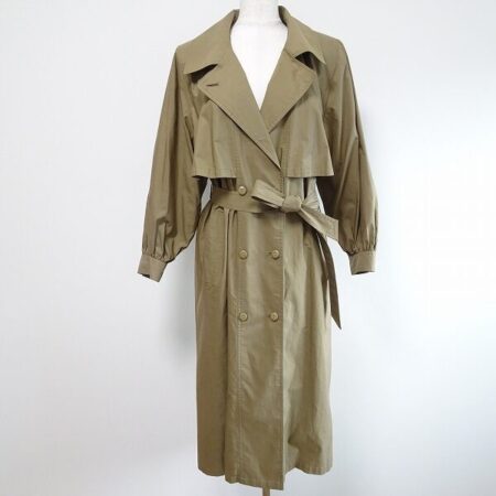 スタイリッシュなデザインがツボ レリアンのコートを買取しました！