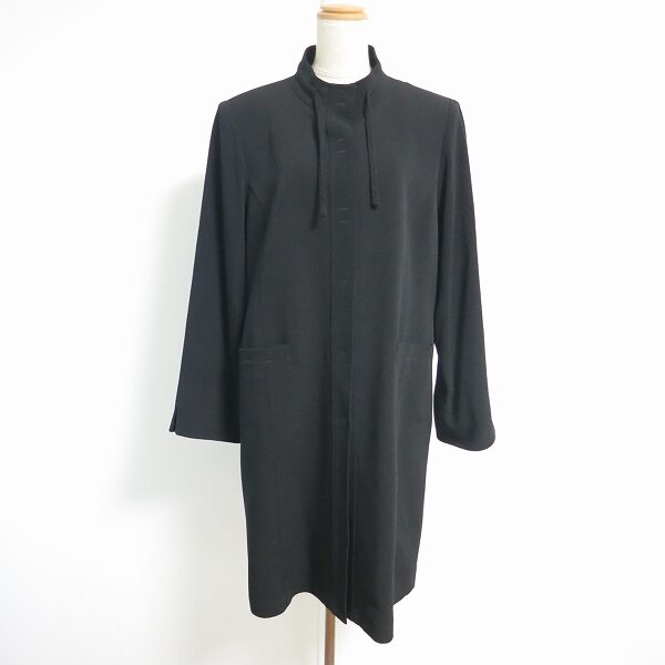 三年坂のコートを出張買取において買取しました