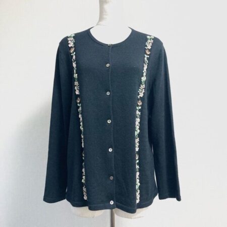 シルクのしっとり感もグッド！レリアンのカーディガンを買取しました