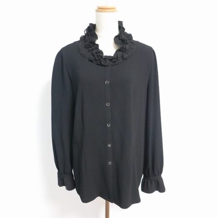 首周りのフリルが可愛い｜レリアンのブラウスを買取しました