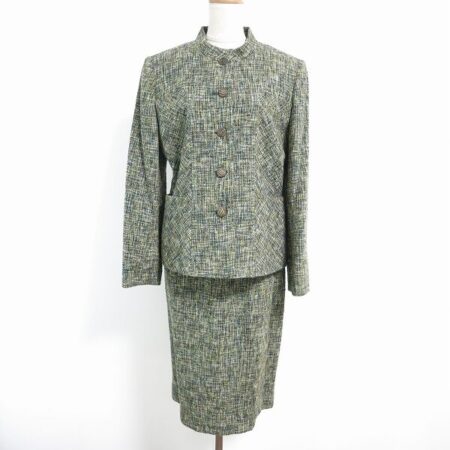 レリアンのセットアップを宅配買取ご利用のお客様より買取しました