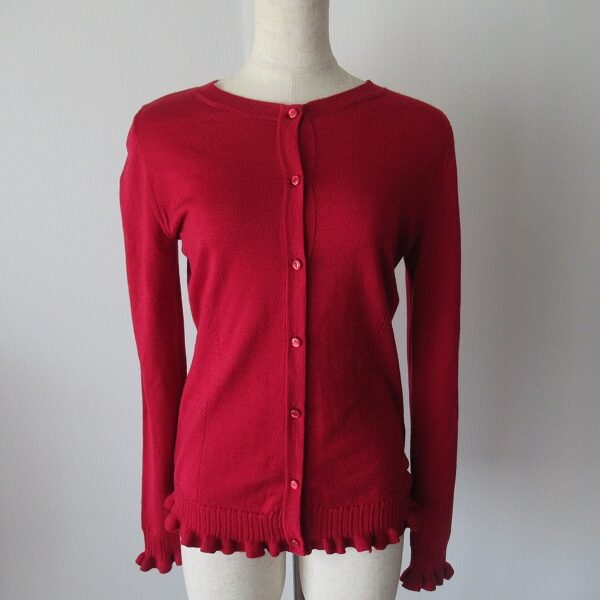 顔色も鮮やかに!エスカーダのカーディガンを買取しました