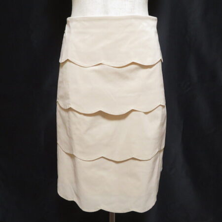 下半身に自信がない方も 伊太利屋のスカートを買取しました