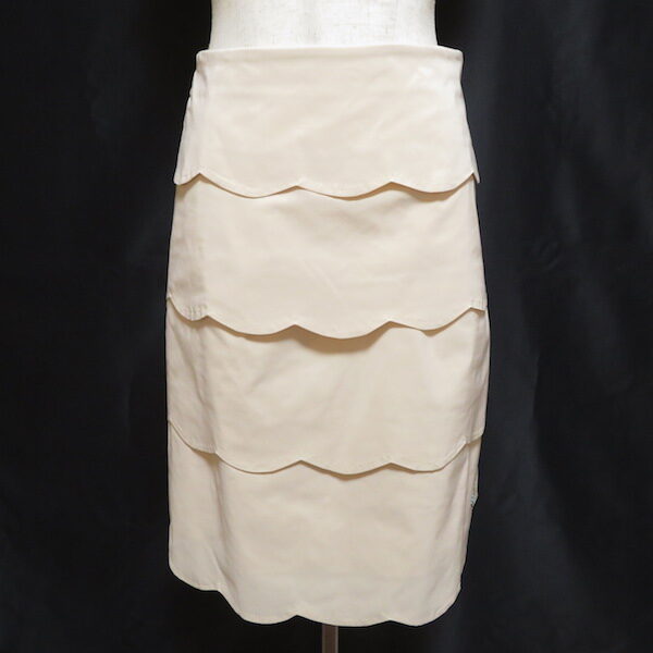 下半身に自信がない方も 伊太利屋のスカートを買取しました