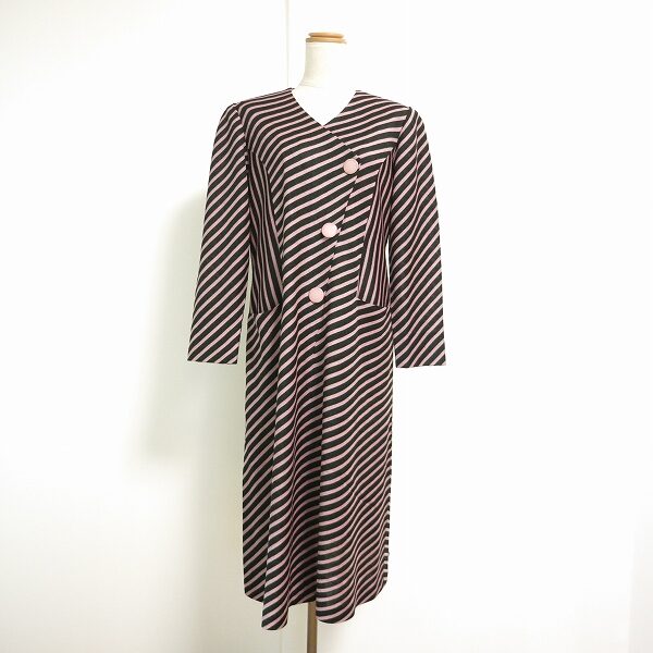 ボーダーが美しくも映る 斉藤都世子のワンピースを買取しました