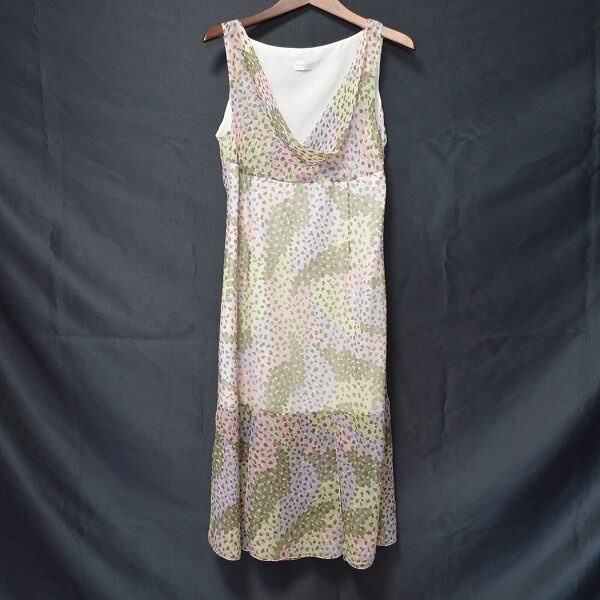 ヴァレンティノのワンピースを買取しました！ドレープが綺麗