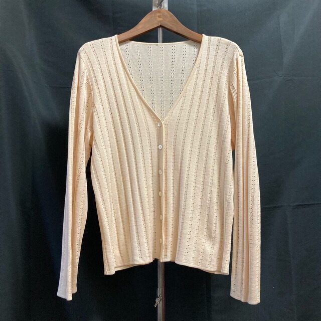 レリアンのカーディガンを買取しました！さらりと羽織るのにGOOD