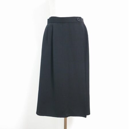 レリアンの巻きスカート風キュロットを買取させて頂きました！9号サイズの黒