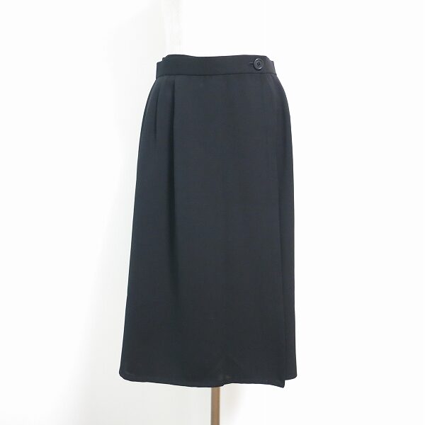 レリアンの巻きスカート風キュロットを買取させて頂きました！9号サイズの黒