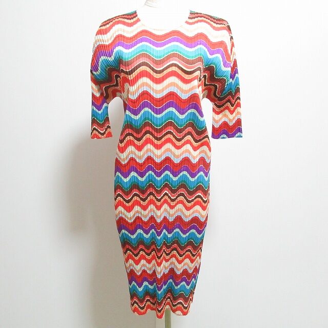 気持ちもハッピー プリーツプリーズのワンピースを買取しました