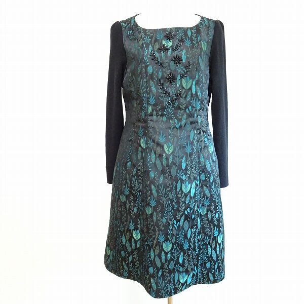 凛とした女性へと変身をとげる スーパービューティーのワンピースを買取しました