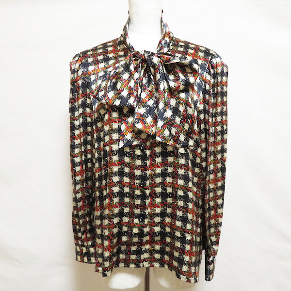 納得いく買取ならアクイールで！レリアンのブラウスを買取いたしました