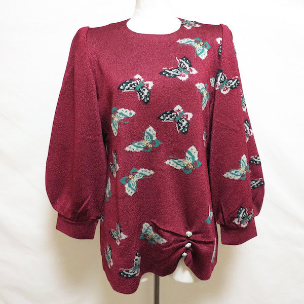 斉藤都世子のセーターを買取しました！舞い踊る蝶が綺麗