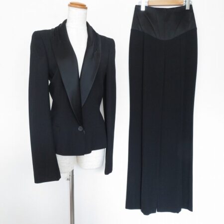 買取ブランド相談も可！クリスチャンラクロワのスーツを買取いたしました