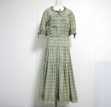 カネコイサオのワンピースを買取しました｜若草色にうっとり