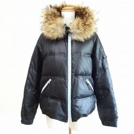 オシャレに遊べる レオナールのコートを買取しました