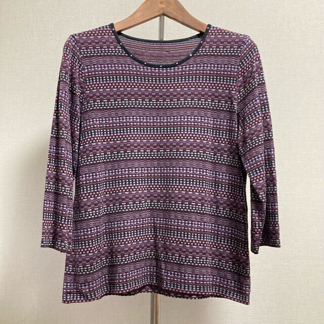 品の良い紫でしっとり決められる レリアンのカットソーを買取しました