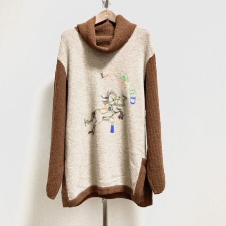颯爽と走る馬がかっこいい レオナールのニットを買取しました