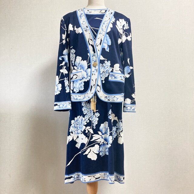 レオナールのセットアップを買取しました｜清涼感×優雅さがいい