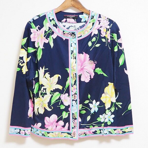 安定感のある花柄に魅了 レオナールのカーディガンを買取しました