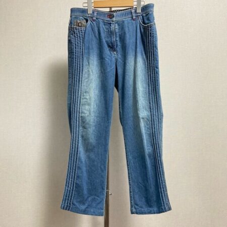 カジュアルなのに美しい 伊太利屋のパンツを買取しました