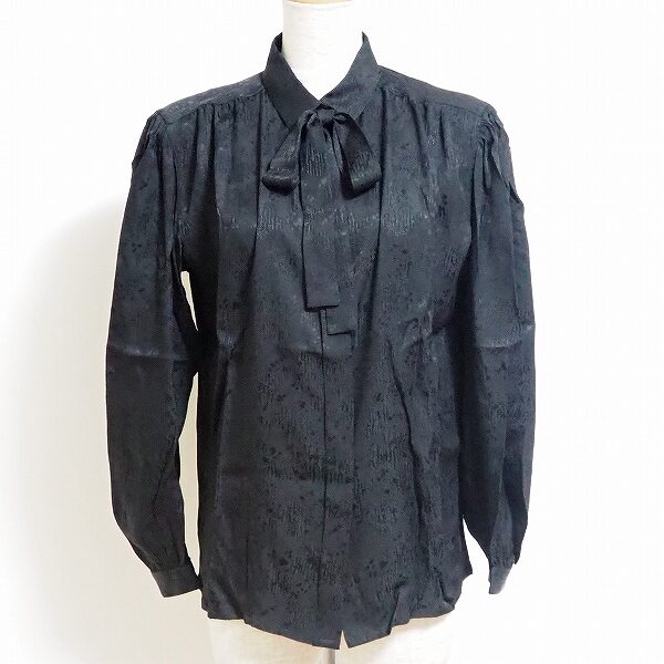 適度なふんわり感で可愛らしさもゲットできる クリスチャンディオールのシャツを買取しました