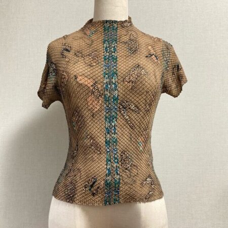 品と個性のせめぎ合い 伊太利屋のTシャツを買取しました