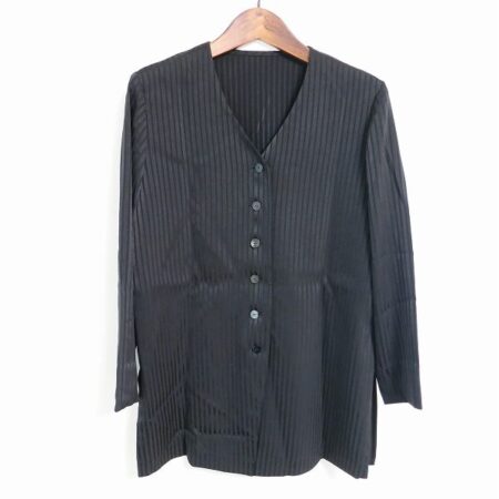 綺麗に馴染むストライプがGOOD レリアンのブラウスを買取しました