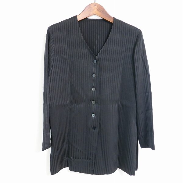 綺麗に馴染むストライプがGOOD レリアンのブラウスを買取しました