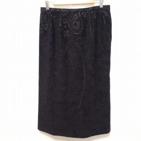 さりげないペイズリーでおしゃれレベルが上がる レリアンのスカートを買取しました