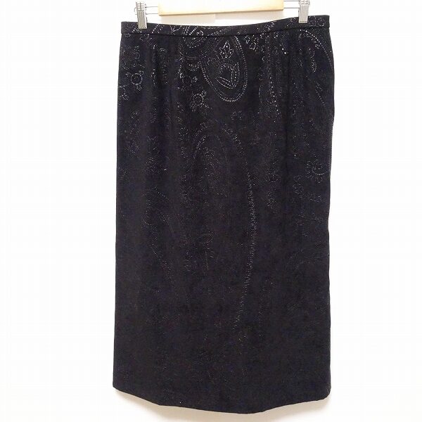 さりげないペイズリーでおしゃれレベルが上がる レリアンのスカートを買取しました