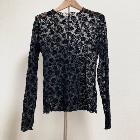 雅やかな雰囲気の1着 シズカコムロのカットソーを買取しました