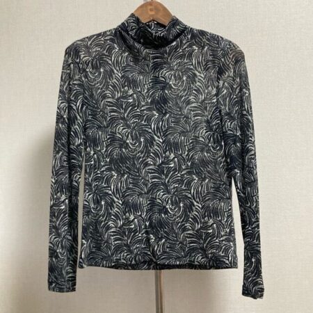 【お買取】羊毛使用で寒い時にもきっちりおしゃれが成立 ジュンアシダのカットソー