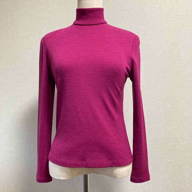 ジュンアシダのカットソーを買取しました！羊毛×紫で温かゴージャス