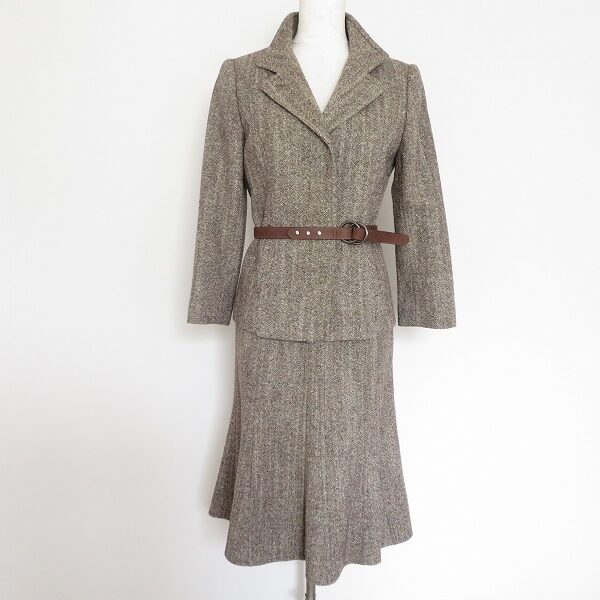 息を呑む美しさがいい！ソニアリキエルのスカートスーツを買取しました