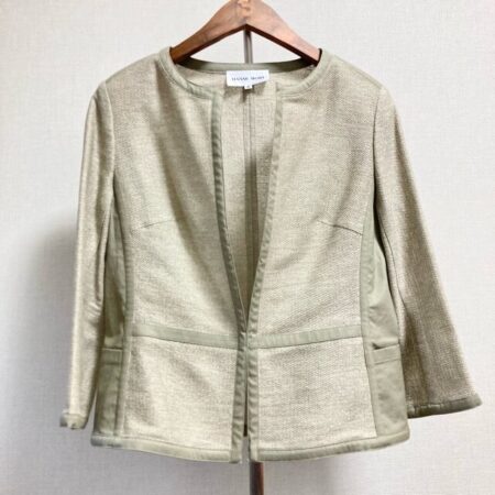 張り切り過ぎず堅実さを出せる ハナエモリのジャケットを買取しました