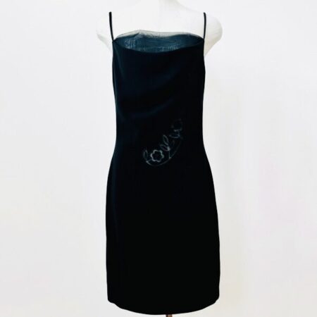 【ケンゾー】ワンピースを買取しました！美ライン目立つのも嬉しい