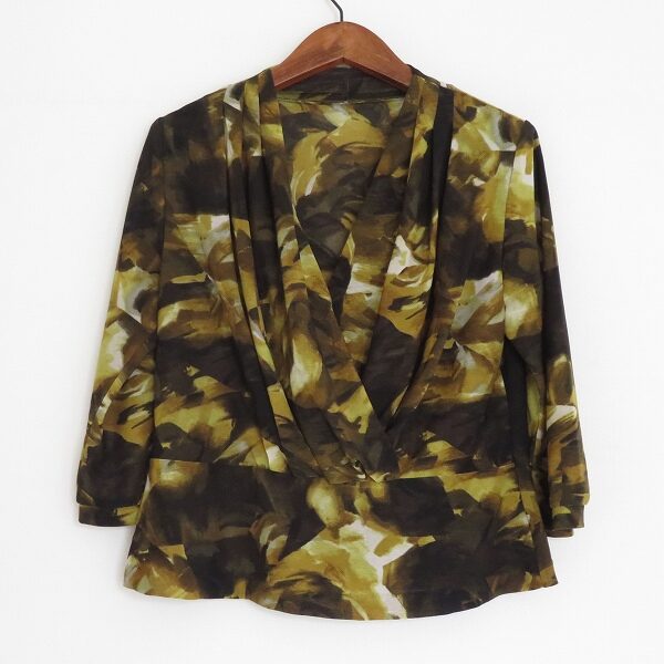 飾り気のないディープな柄 ダナパリのカットソーを買取しました