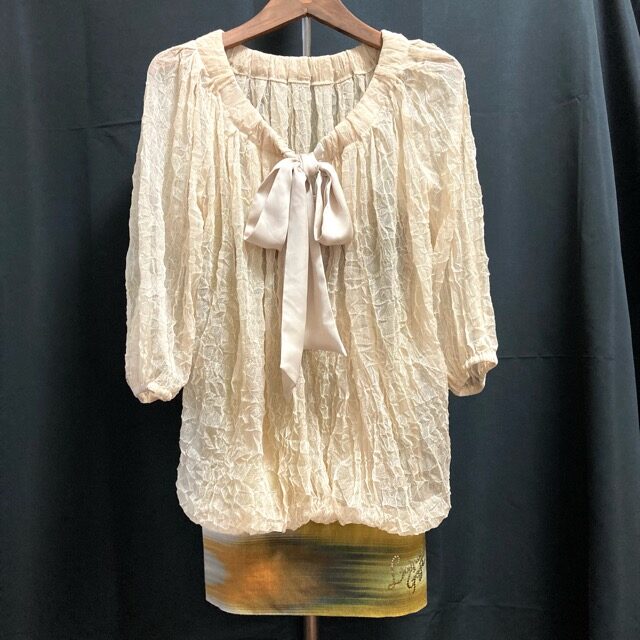 伊太利屋のチュニックを買取しました！シースルー×シワ加工