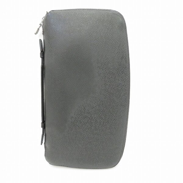 ルイヴィトンのトラベルケースを出張買取ご利用のお客様より買取しました