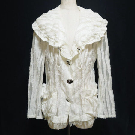 ボリューム感と可愛さが詰まった伊太利屋のジャケットを買取しました