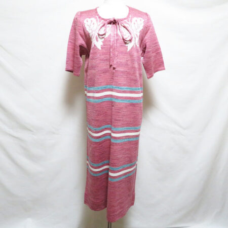 新鮮さを出せる綺麗なピンク 斉藤都世子のワンピースを買取しました