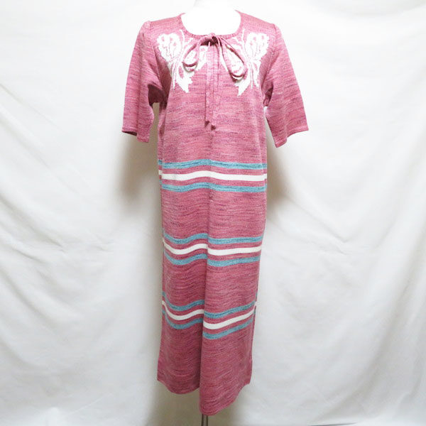 新鮮さを出せる綺麗なピンク 斉藤都世子のワンピースを買取しました