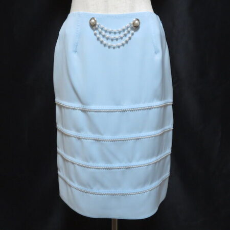 チャームがポイント 伊太利屋のスカートを買取しました！