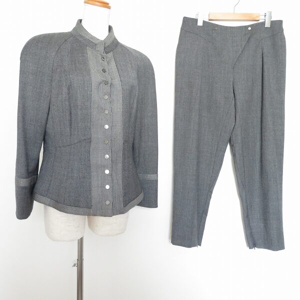ジョルジオアルマーニのセットアップを買取しました!