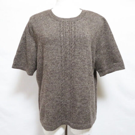 身軽さも感じられる レリアンのニットを買取しました